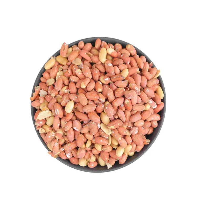 مغز بادام زمینی آستانه